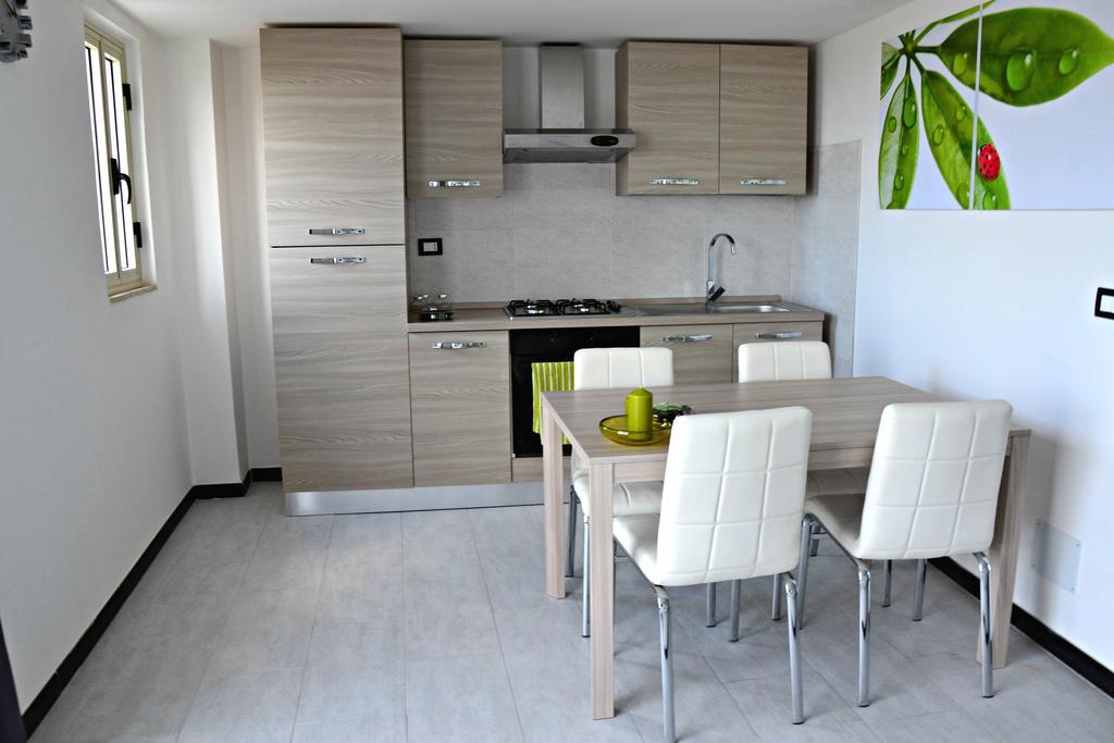 Naxos Apartments Giardini Naxos Luaran gambar